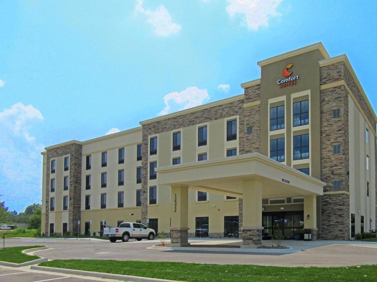 Comfort Suites Grandview - Kansas City Bagian luar foto