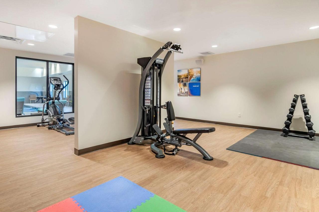 Comfort Suites Grandview - Kansas City Bagian luar foto