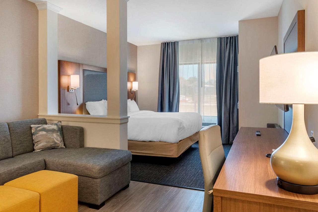 Comfort Suites Grandview - Kansas City Bagian luar foto