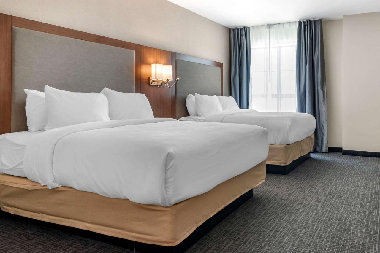 Comfort Suites Grandview - Kansas City Bagian luar foto